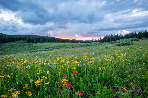 What are the most effective ways to heat a tent during early spring in the UK?