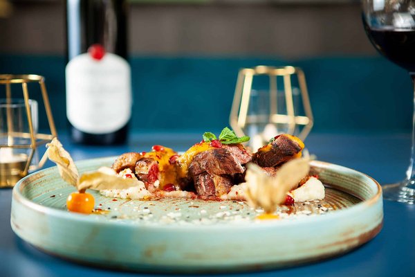 How can one enjoy a culinary tour of Birmingham without breaking the bank?